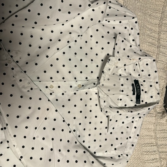 Poke a dot blouse - Picture 2 of 3